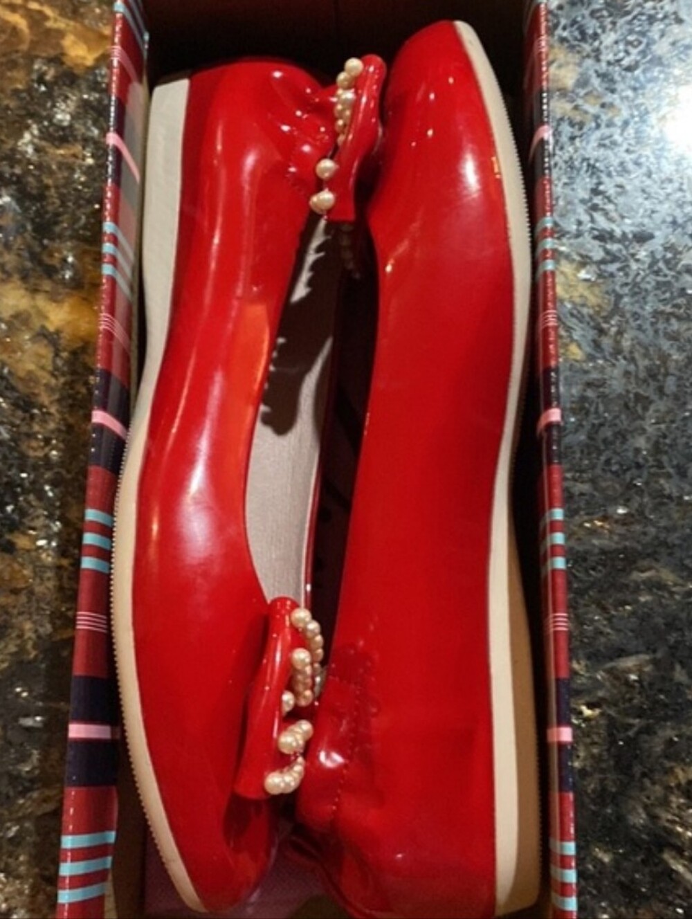 Pinup Couture | Ivy-09 Pointed Toe Flats with Pearl Bow- Red Patent - Picture 3 of 10